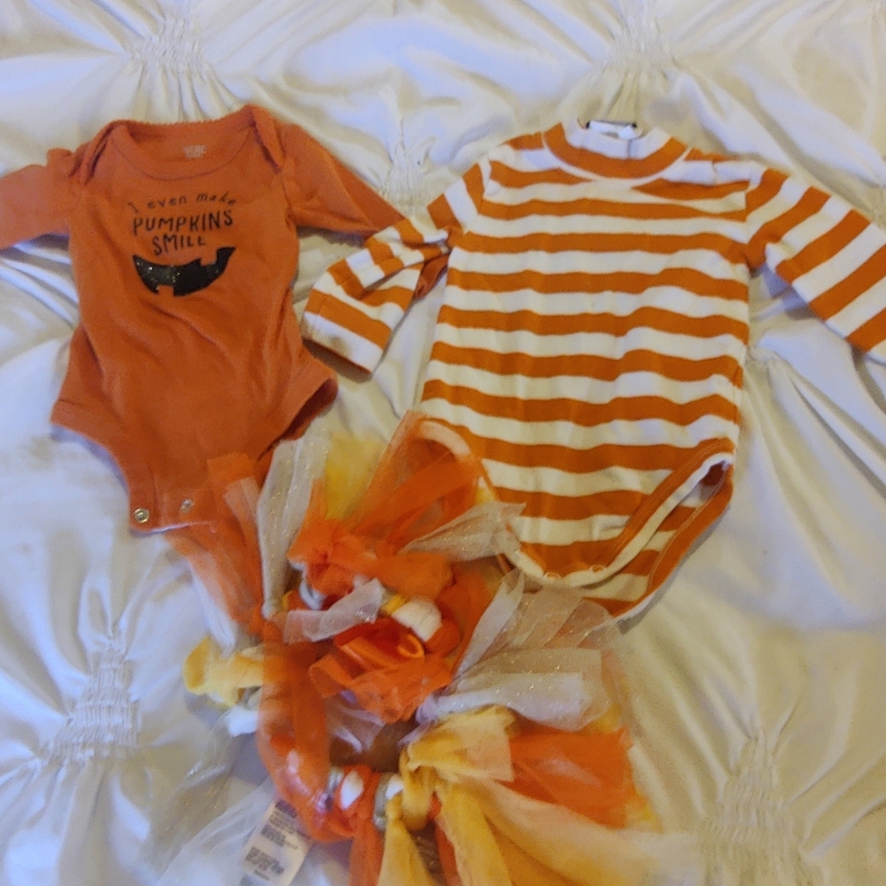 Thanksgiving ensemble of baby onesies & hats/headbands